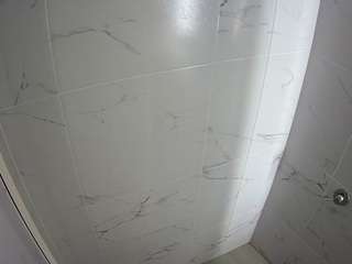 voyeurcam-casa-salsa-bathroom-8