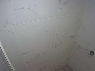 voyeurcam-casa-salsa-bathroom-8