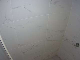 voyeurcam-casa-salsa-bathroom-8