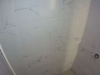 voyeurcam-casa-salsa-bathroom-8