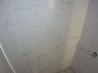 voyeurcam-casa-salsa-bathroom-8