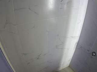 voyeurcam-casa-salsa-bathroom-8