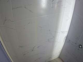 voyeurcam-casa-salsa-bathroom-8