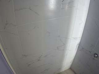 voyeurcam-casa-salsa-bathroom-8