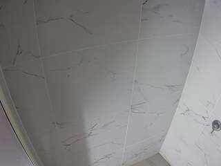 voyeurcam-casa-salsa-bathroom-8