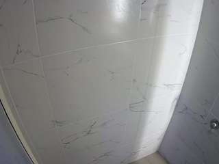 voyeurcam-casa-salsa-bathroom-8