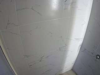 voyeurcam-casa-salsa-bathroom-8