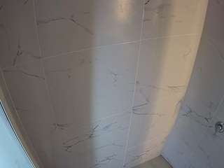 هذا النموذج مباشر الآن. voyeurcam-casa-salsa-bathroom-8