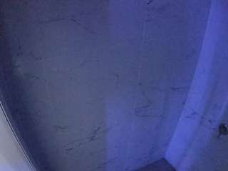 voyeurcam-casa-salsa-bathroom-8