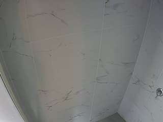 यह मॉडल अभी लाइव है. voyeurcam-casa-salsa-bathroom-8