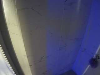 voyeurcam-casa-salsa-bathroom-8