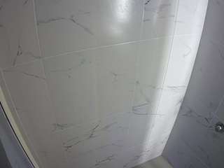 voyeurcam-casa-salsa-bathroom-8