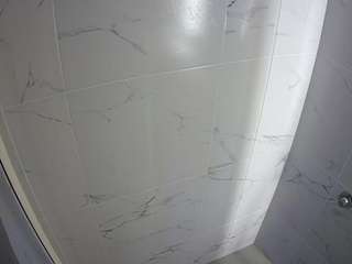voyeurcam-casa-salsa-bathroom-8