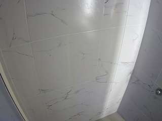 voyeurcam-casa-salsa-bathroom-8