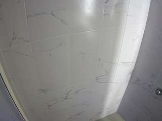 voyeurcam-casa-salsa-bathroom-8