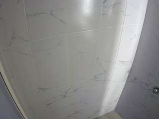 voyeurcam-casa-salsa-bathroom-8