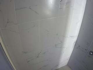 voyeurcam-casa-salsa-bathroom-8