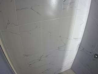 voyeurcam-casa-salsa-bathroom-8
