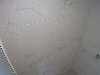 voyeurcam-casa-salsa-bathroom-8