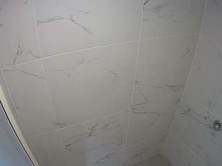 voyeurcam-casa-salsa-bathroom-8