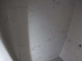 voyeurcam-casa-salsa-bathroom-8