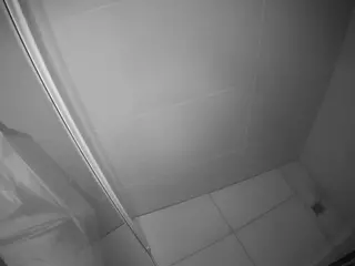 voyeurcam-casa-salsa-bathroom-8's Live Sex Cam Show