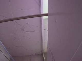 Voyeurcam-casa-salsa-bathroom-9