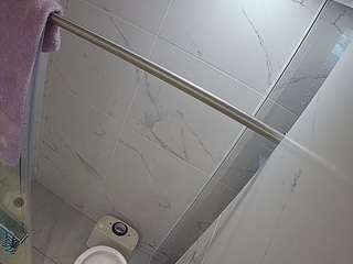 voyeurcam-casa-salsa-bathroom-9