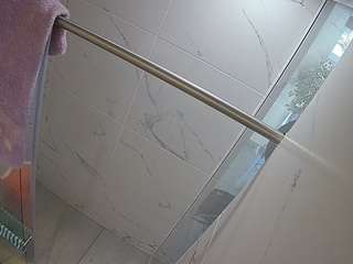 voyeurcam-casa-salsa-bathroom-9