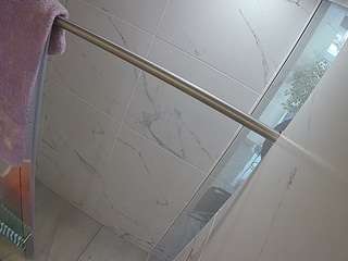 voyeurcam-casa-salsa-bathroom-9