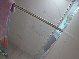 voyeurcam-casa-salsa-bathroom-9