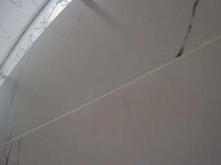 voyeurcam-casa-salsa-bathroom-9