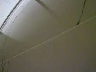 voyeurcam-casa-salsa-bathroom-9