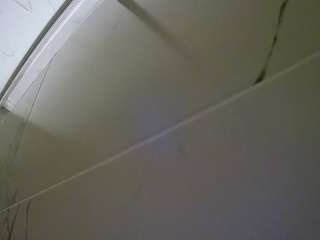 voyeurcam-casa-salsa-bathroom-9