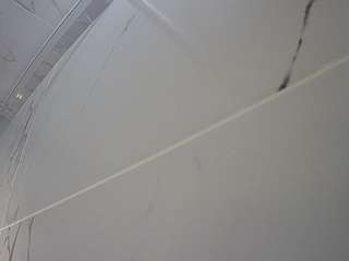 voyeurcam-casa-salsa-bathroom-9