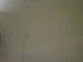 voyeurcam-casa-salsa-bathroom-9