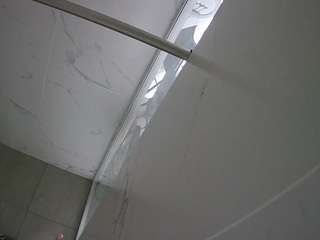 voyeurcam-casa-salsa-bathroom-9