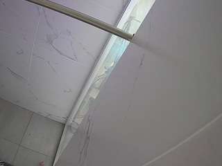 voyeurcam-casa-salsa-bathroom-9