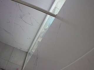 voyeurcam-casa-salsa-bathroom-9