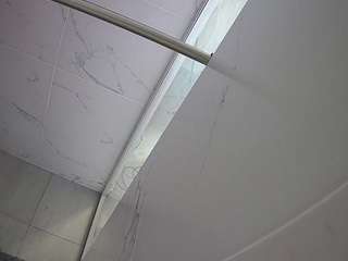 voyeurcam-casa-salsa-bathroom-9