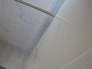 voyeurcam-casa-salsa-bathroom-9