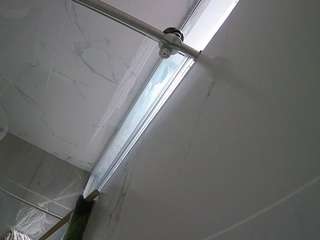 voyeurcam-casa-salsa-bathroom-9