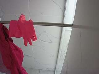 voyeurcam-casa-salsa-bathroom-9