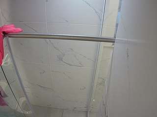 voyeurcam-casa-salsa-bathroom-9