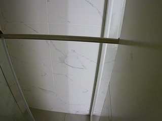 voyeurcam-casa-salsa-bathroom-9