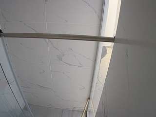 voyeurcam-casa-salsa-bathroom-9