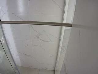 voyeurcam-casa-salsa-bathroom-9