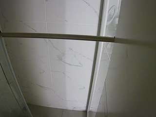 voyeurcam-casa-salsa-bathroom-9