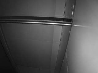 voyeurcam-casa-salsa-bathroom-9