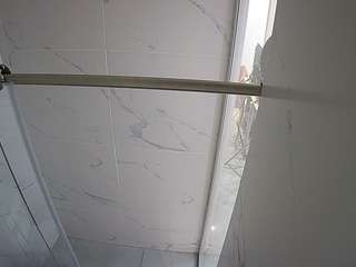 voyeurcam-casa-salsa-bathroom-9